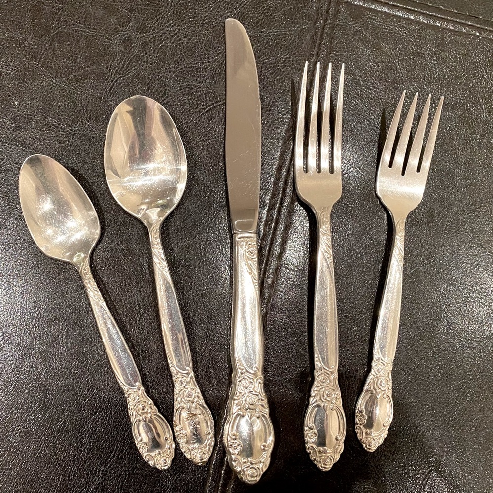 BALLAD/COUNTRY LANE 1953 by Oneida Silversmiths